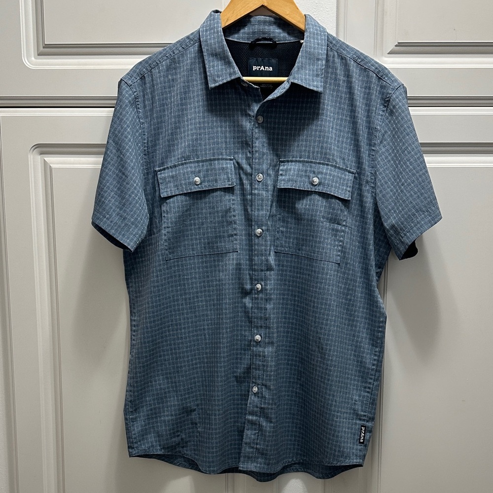 Prana Men's Blue Checkered Button Down Shirt
